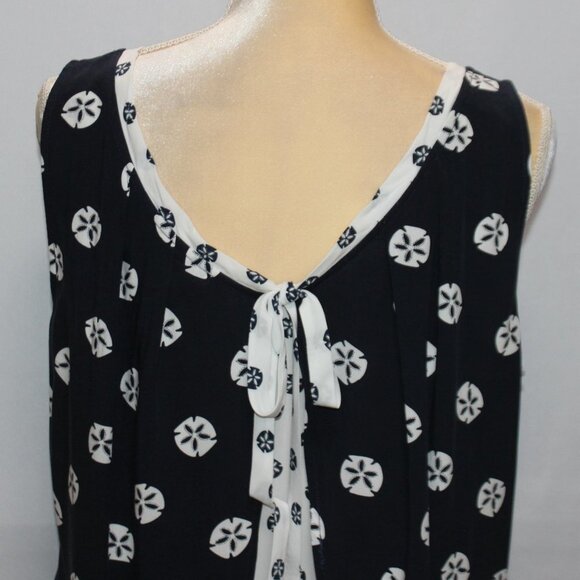 Kaari Blue Sand Dollar Print Navy and White Sleeveless Top - Picture 7 of 13